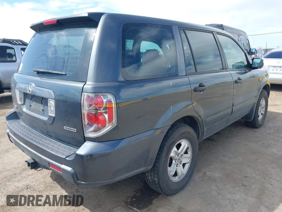 2006 Honda Pilot LX with VIN 2HKYF18146H556070, listed as a IAAI auction lot 42011915 with 145,112 mi miles and . Bid and sale history available at DreamBid. Image 4.