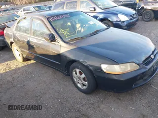 2000 Honda Accord EX z VIN 1HGCG6675YA157448, wystawiony jako IAAI lot #41766455 z przebiegiem Nie podano mil oraz . Historia ofert i sprzedaży dostępna na DreamBid. Obrazek 1.