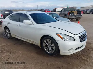 2013 Infiniti M37 with VIN JN1BY1AP2DM513075, listed as a IAAI auction lot 41549665 with 147,933 mi miles. Bid and sale history available at carsss.com. Image 1.