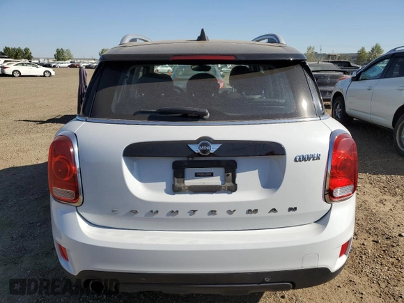 2018 MINI Countryman Cooper with VIN WMZYV5C30J3E03177, listed as a Copart auction lot 70068524 with 89,377 mi miles and Clean Title. Bid and sale history available at carsss.com. Image 6.