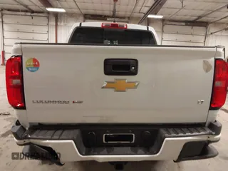 2018 Chevrolet Colorado 4WD LT с VIN 1GCGTCEN6J1105312, выставлен на аукционе IAAI как лот 41937527 с пробегом 81 271 миль миль и . История ставок и продаж доступна на DreamBid. Изображение 17.