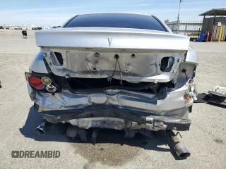 2006 Pontiac GTO z VIN 6G2VX12U16L565993, wystawiony jako Copart lot #57291015 z przebiegiem 190 257 mil mil oraz Szkoda całkowita • Salvage title. Historia ofert i sprzedaży dostępna na DreamBid. Obrazek 6.