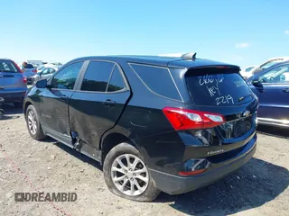 2020 Chevrolet Equinox LS z VIN 2GNAXHEV8L6272219, wystawiony jako IAAI lot #42190880 z przebiegiem 135 672 mil mil oraz . Historia ofert i sprzedaży dostępna na DreamBid. Obrazek 3.
