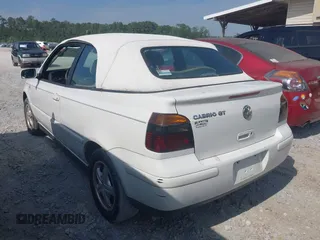 2000 Volkswagen Cabrio GLS with VIN 3VWCC21V8YM805177, listed as a IAAI auction lot 42179612 with 111,837 mi miles and . Bid and sale history available at DreamBid. Image 3.