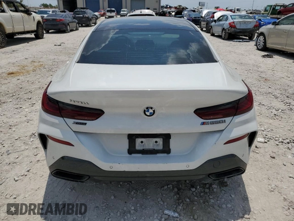 2022 BMW 8 Series M850i with VIN WBAGV8C00NCH82347, listed as a Copart auction lot 64092294 with 22,785 mi miles and Salvage Title. Bid and sale history available at carsss.com. Image 6.