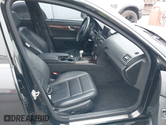 2009 Mercedes-Benz C 300 Sport with VIN WDDGF54X39R059754, listed as a IAAI auction lot 41468979 with 182,285 mi miles and . Bid and sale history available at DreamBid. Image 5.