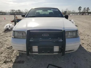 2006 Ford Police Interceptor with VIN 2FAFP71W66X101111, listed as a Copart auction lot 48495255 with 116,904 mi miles and Salvage title. Bid and sale history available at DreamBid. Image 5.