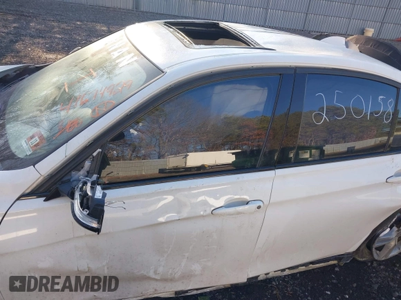 2013 BMW 3 Series 335i xDrive with VIN WBA3B9G56DNR90087, listed as a IAAI auction lot 41674929 with 26,001 mi miles and . Bid and sale history available at DreamBid. Image 17.