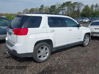 2012 GMC Terrain SLE-2 z VIN 2GKFLTEK2C6111615, wystawiony jako IAAI lot #42176631 z przebiegiem 107 579 mil mil oraz . Historia ofert i sprzedaży dostępna na DreamBid. Obrazek 4.