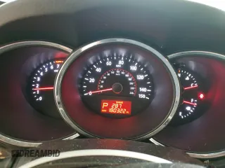 2013 Kia Sorento LX with VIN 5XYKTDA23DG420701, listed as a Copart auction lot 63235625 with 180,322 mi miles and Salvage title. Bid and sale history available at DreamBid. Image 9.