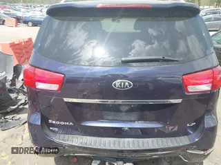 2018 Kia Sedona LX with VIN KNDMB5C16J6424343, listed as a IAAI auction lot 41952305 with 130,439 mi miles. Bid and sale history available at carsss.com. Image 16.