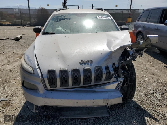 2017 Jeep Cherokee Sport z VIN 1C4PJLAB4HW559931, wystawiony jako Copart lot #58856295 z przebiegiem 86 292 mil mil oraz Szkoda całkowita • Salvage title. Historia ofert i sprzedaży dostępna na DreamBid. Obrazek 5.