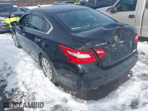 2017 Nissan Altima SV with VIN 1N4AL3AP6HC485933, listed as a IAAI auction lot 41694255 with 140,251 mi miles and . Bid and sale history available at carsss.com. Image 3.