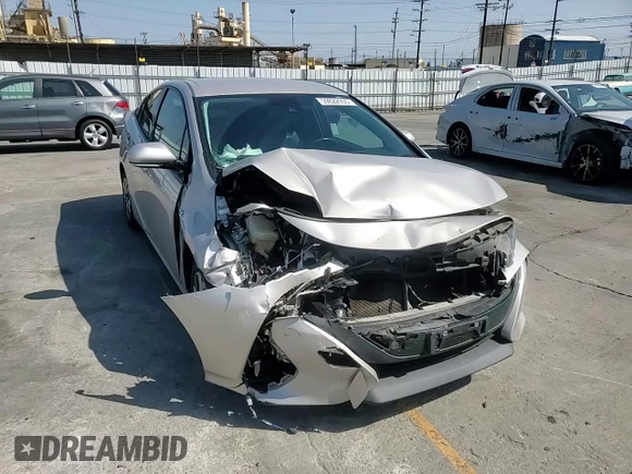 2017 Toyota Prius Plus with VIN JTDKARFP2H3059219, listed as a Copart auction lot 59822955 with 110,074 mi miles and Salvage title. Bid and sale history available at DreamBid. Image 13.