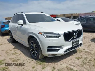 2017 Volvo XC90 Momentum z VIN YV4A22PK2H1145660, wystawiony jako IAAI lot #41935811 z przebiegiem 116 136 mil mil oraz . Historia ofert i sprzedaży dostępna na DreamBid. Obrazek 1.