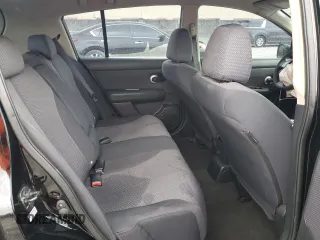 2008 Nissan Versa S z VIN 3N1BC13E58L447065, wystawiony jako Copart lot #52380355 z przebiegiem 151 681 mil mil oraz Szkoda całkowita • Salvage title. Historia ofert i sprzedaży dostępna na DreamBid. Obrazek 10.