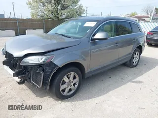 2011 Audi Q7 Premium Plus z VIN WA1LGAFE0BD009109, wystawiony jako IAAI lot #42133125 z przebiegiem 186 352 mil mil oraz . Historia ofert i sprzedaży dostępna na DreamBid. Obrazek 2.