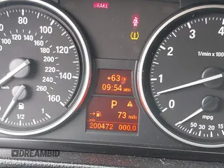 2010 BMW 3 Series 328i with VIN WBAPH5G58ANM35713, listed as a IAAI auction lot 42063163 with 200,472 mi miles and . Bid and sale history available at DreamBid. Image 16.