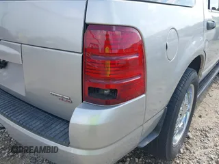 2005 Ford Explorer XLT with VIN 1FMZU73E35UB63135, listed as a IAAI auction lot 42704478 with 294,831 mi miles and . Bid and sale history available at DreamBid. Image 13.