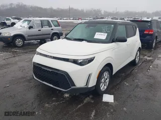 2024 Kia Soul LX with VIN KNDJ23AU4R7228976, listed as a IAAI auction lot 41568910 with 8,967 mi miles. Bid and sale history available at carsss.com. Image 17.