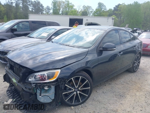 2017 Volvo S60 Dynamic with VIN YV126MFL8H2425928, listed as a IAAI auction lot 41994829 with 74,040 mi miles. Bid and sale history available at carsss.com. Image 17.