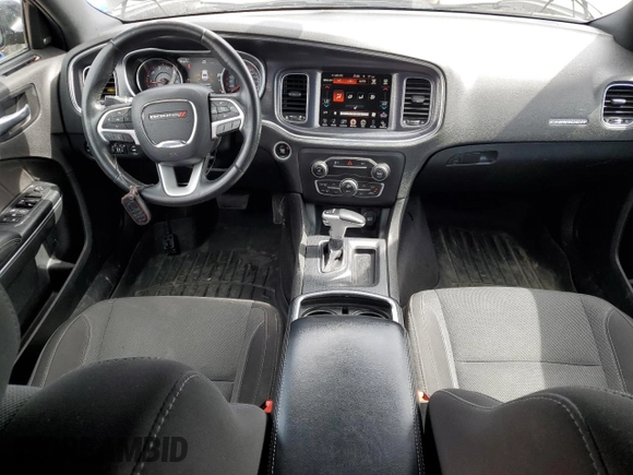 2015 Dodge Charger SXT z VIN 2C3CDXJG6FH765910, wystawiony jako Copart lot #51431385 z przebiegiem 126 761 mil mil oraz Czysty tytuł • Clean title. Historia ofert i sprzedaży dostępna na DreamBid. Obrazek 8.