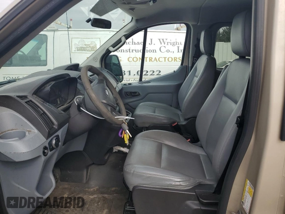2015 Ford Transit XL z VIN 1FBZX2ZM9FKA16509, wystawiony jako Copart lot #46915775 z przebiegiem 115 620 mil mil oraz Szkody całkowita. Historia ofert i sprzedaży dostępna na DreamBid. Obrazek 7.