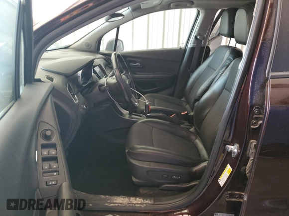 2022 Chevrolet Trax LT with VIN KL7CJPSM4NB535649, listed as a Copart auction lot 70850854 with 45,908 mi miles and Clean title. Bid and sale history available at DreamBid. Image 7.