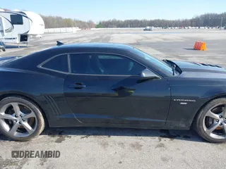 2014 Chevrolet Camaro SS with VIN 2G1FJ1EJ8E9305427, listed as a IAAI auction lot 41968978 with 157,577 mi miles. Bid and sale history available at carsss.com. Image 13.