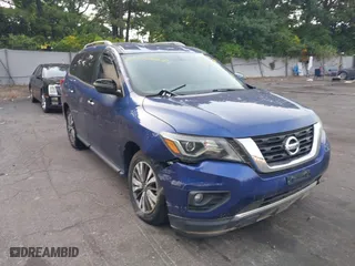 2017 Nissan Pathfinder SV with VIN 5N1DR2MN4HC664462, listed as a IAAI auction lot 39923868 with 119,837 mi miles. Bid and sale history available at carsss.com. Image 1.