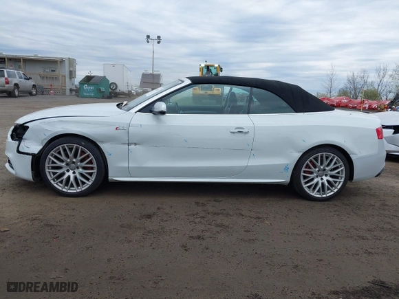 2015 Audi S5 Premium Plus with VIN WAUCGAFH2FN009433, listed as a IAAI auction lot 42034153 with 104,859 mi miles. Bid and sale history available at carsss.com. Image 14.