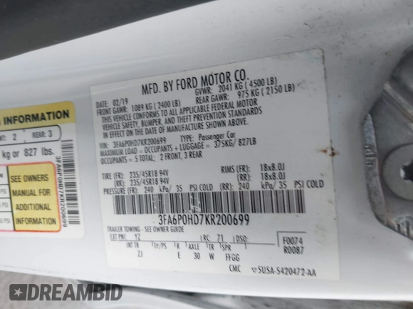 2019 Ford Fusion SE with VIN 3FA6P0HD7KR200699, listed as a IAAI auction lot 41686546 with 89,715 mi miles. Bid and sale history available at carsss.com. Image 9.