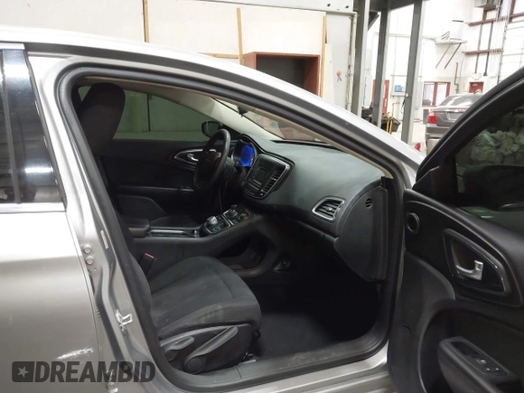 2015 Chrysler 200 Limited with VIN 1C3CCCAB2FN698701, listed as a IAAI auction lot 42073888 with 112,266 mi miles and . Bid and sale history available at DreamBid. Image 5.