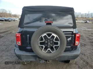 2022 Ford Bronco with VIN 1FMEE5DH8NLB29609, listed as a Copart auction lot 45769305 with 43,967 mi miles and Salvage Title. Bid and sale history available at carsss.com. Image 6.