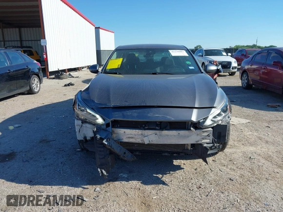 2021 Nissan Altima SV with VIN 1N4BL4DVXMN318963, listed as a IAAI auction lot 42238803 with 96,230 mi miles and . Bid and sale history available at DreamBid. Image 6.