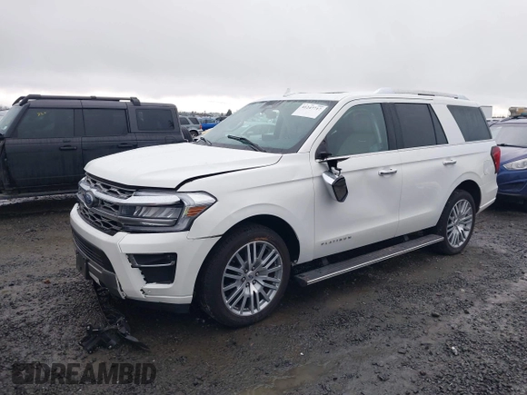 2023 Ford Expedition Platinum with VIN 1FMJU1M88PEA05387, listed as a IAAI auction lot 41247717 with 25,934 mi miles. Bid and sale history available at carsss.com. Image 2.