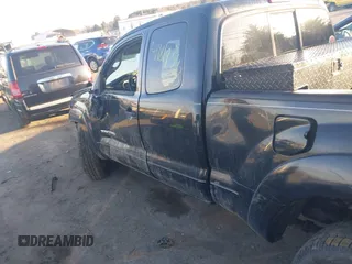 2008 Toyota Tacoma with VIN 5TEUU42N38Z469990, listed as a IAAI auction lot 41819343 with 230,056 mi miles and . Bid and sale history available at carsss.com. Image 6.