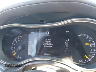 2014 Jeep Grand Cherokee Summit с VIN 1C4RJFJGXEC528136, выставлен на аукционе IAAI как лот 41707972 с пробегом 131 402 миль миль и . История ставок и продаж доступна на DreamBid. Изображение 7.