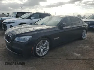 2015 BMW 7 Series 750Li xDrive with VIN WBAYF8C56FD654233, listed as a Copart auction lot 83321604 with Not Provided miles and Non Repairable. Bid and sale history available at carsss.com. Image 1.