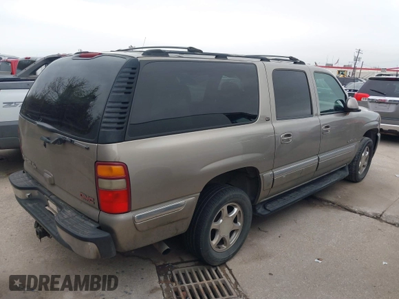 2001 GMC Yukon XL SLT with VIN 3GKEC16T81G149276, listed as a IAAI auction lot 41707537 with Not Provided miles. Bid and sale history available at carsss.com. Image 4.