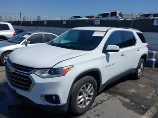 2018 Chevrolet Traverse LT Cloth with VIN 1GNERGKW8JJ247162, listed as a IAAI auction lot 41949401 with 89,513 mi miles. Bid and sale history available at carsss.com. Image 2.