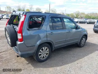 2006 Honda CR-V EX SE with VIN SHSRD78986U437349, listed as a IAAI auction lot 42053140 with 237,179 mi miles. Bid and sale history available at carsss.com. Image 4.