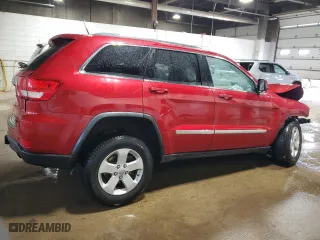 2011 Jeep Grand Cherokee Laredo with VIN 1J4RR4GG8BC522975, listed as a Copart auction lot 52924085 with 132,303 mi miles and Salvage Title. Bid and sale history available at carsss.com. Image 3.