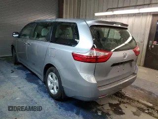 2018 Toyota Sienna L with VIN 5TDZZ3DC7JS941222, listed as a Copart auction lot 72566472 with 50,112 mi miles and . Bid and sale history available at DreamBid. Image 2.