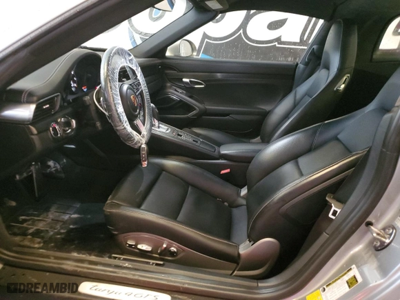 2019 Porsche 911 4S with VIN WP0BB2A92KS125505, listed as a Copart auction lot 76065574 with 37,305 mi miles and Salvage Title. Bid and sale history available at carsss.com. Image 7.