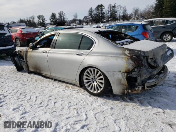 2011 BMW 7 Series 750Li xDrive with VIN WBAKC8C55BC432555, listed as a Copart auction lot 41784645 with 0 mi miles and Salvage Title. Bid and sale history available at carsss.com. Image 2.