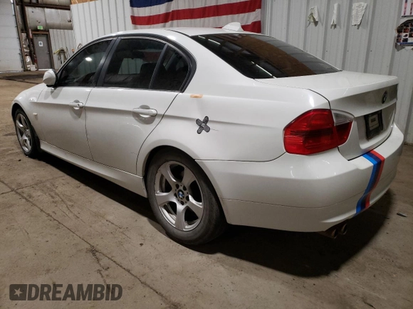 2006 BMW 3 Series 325xi with VIN WBAVD13576KV05230, listed as a Copart auction lot 53792085 with 124,190 mi miles and Salvage Title. Bid and sale history available at carsss.com. Image 2.