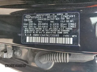 2021 Hyundai Kona SE z VIN KM8K1CAA7MU735048, wystawiony jako Copart lot #58576795 z przebiegiem 65 857 mil mil oraz Czysty tytuł • Clean title. Historia ofert i sprzedaży dostępna na DreamBid. Obrazek 13.