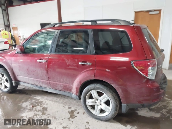 2010 Subaru Forester 2.5X Premium with VIN JF2SH6CC7AH739915, listed as a IAAI auction lot 41142305 with 137,764 mi miles. Bid and sale history available at carsss.com. Image 14.