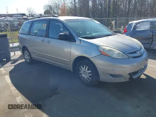 2006 Toyota Sienna CE z VIN 5TDZA23C26S577124, wystawiony jako IAAI lot #41825617 z przebiegiem 345 552 mil mil oraz . Historia ofert i sprzedaży dostępna na DreamBid. Obrazek 1.